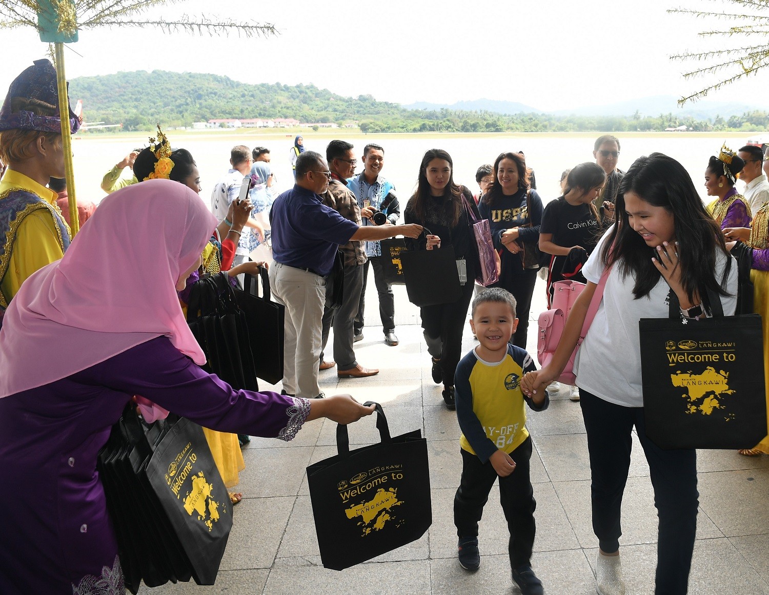 MALAYSIA WELCOMES CHARTER FLIGHT FROM KAZAKHSTAN TO LANGKAWI