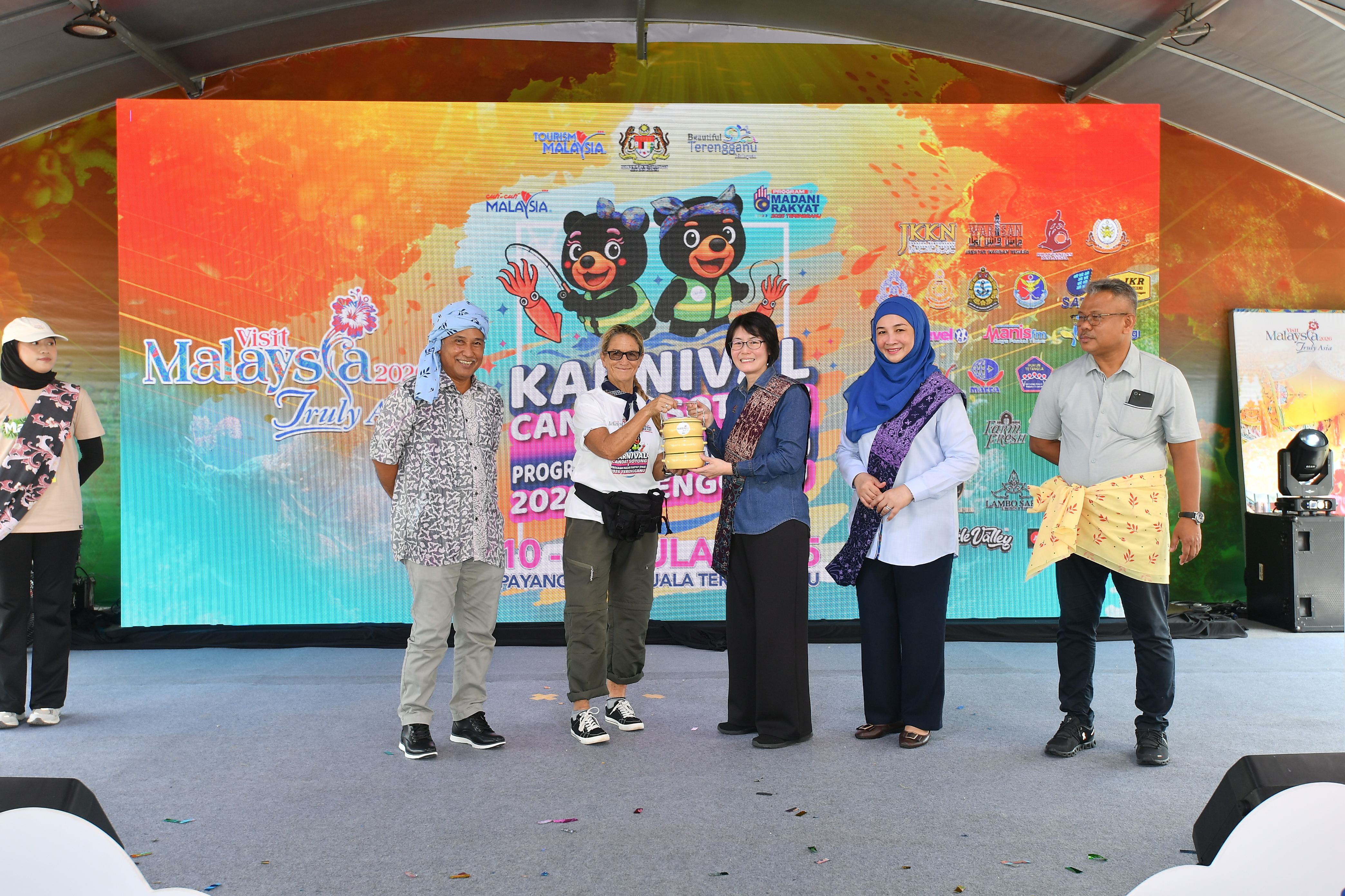 KARNIVAL CANDAT SOTONG x PROGRAM MADANI RAKYAT  2025 KUALA TERENGGANU FOKUS PROMOSI WARISAN  BUDAYA MARITIM DAN PEMERKASAAN RAKYAT