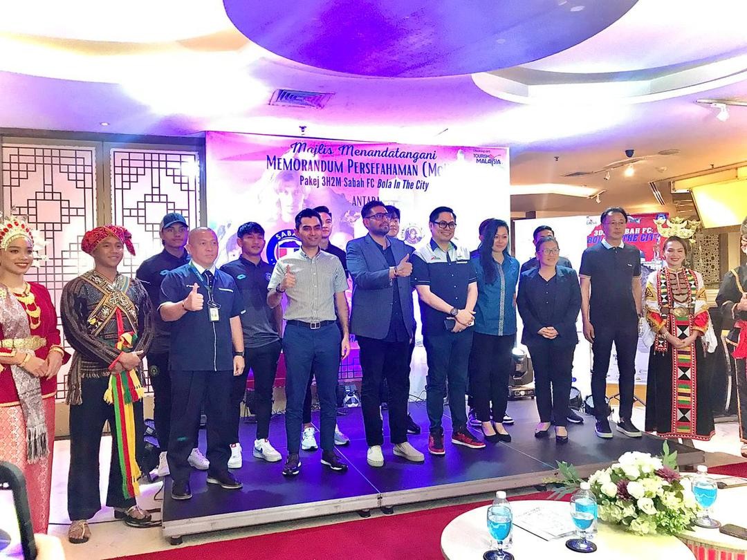 PAKEJ SUKAN PELANCONGAN ‘BOLA IN THE CITY’  DI SABAH SASAR PEMINAT BOLA SEPAK
