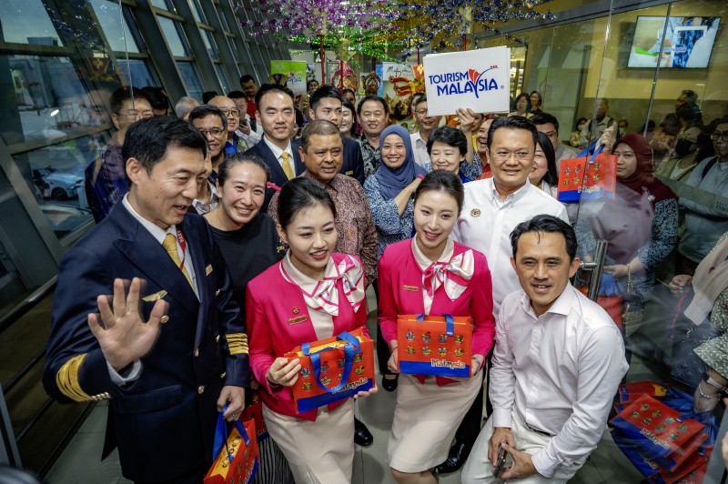 LOONG AIR LAUNCHES FLIGHT FROM XI’AN TO PENANG