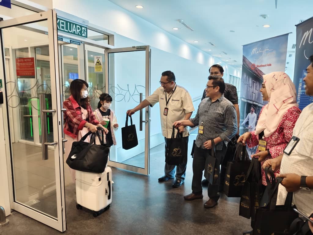 TOURISM MALAYSIA WELCOMES AIRASIA’S  NETWORK EXPANSION FROM DA LAT, VIETNAM  & CHIANG RAI, THAILAND TO KUALA LUMPUR