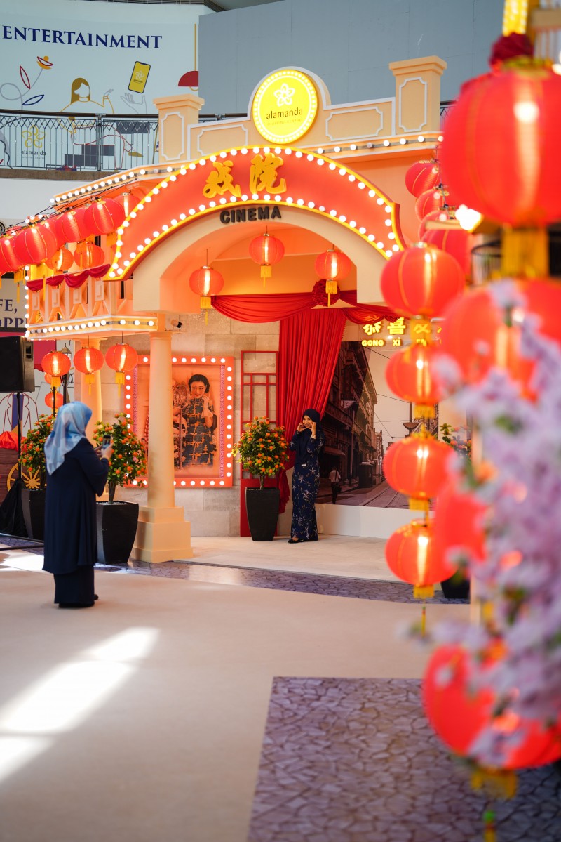 SURIA KLCC'S VINTAGE AFFAIR SPARKS CNY MAGIC