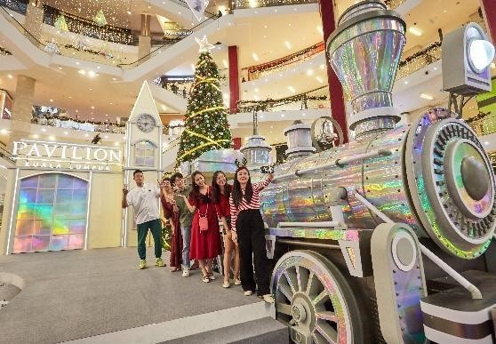 DISCOVER THE WONDERS OF CHRISTMAS AT PAVILION REIT MALLS