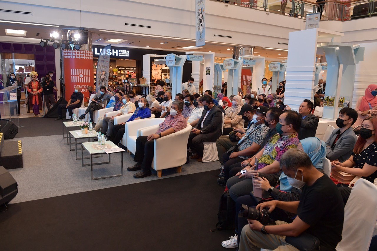 KEMPEN ‘SHOP & BE REWARDED 2.0’ KEMBALI DENGAN PENEBUSAN E-BAUCAR DAN TAWARAN PAKEJ MINAT KHAS DI PAMERAN MISS SHOPHIA GO TRAVEL 2022