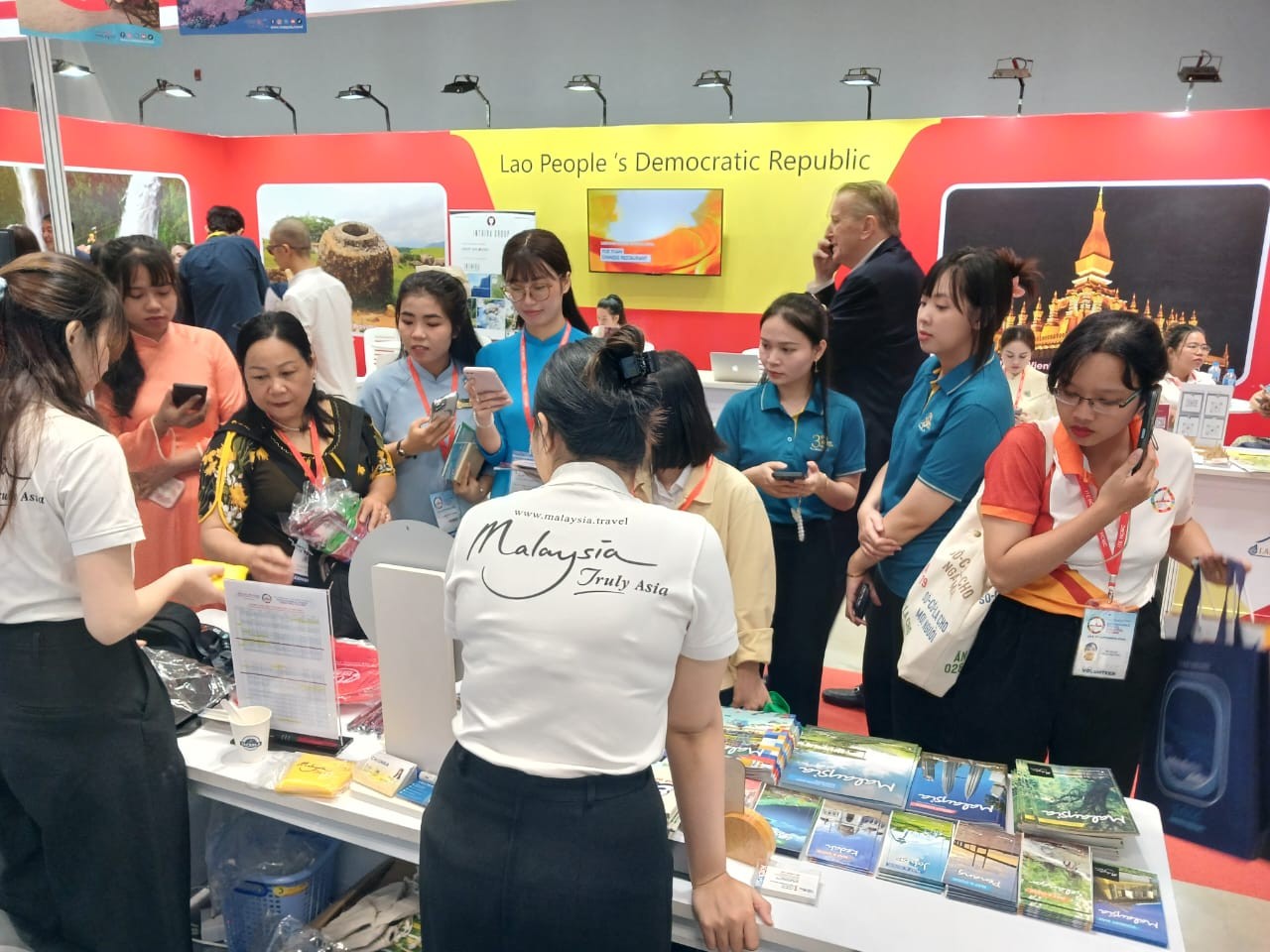 MALAYSIA PARTICIPATES IN THE INTERNATIONAL TRAVEL EXPO HO CHI MINH CITY 2024