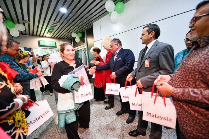 MALAYSIA WELCOMES TURKMENISTAN AIRLINES' INAUGURAL FLIGHT FROM ASHGABAT TO KUALA LUMPUR EXPANDING CENTRAL ASIAN CONNECTIVITY