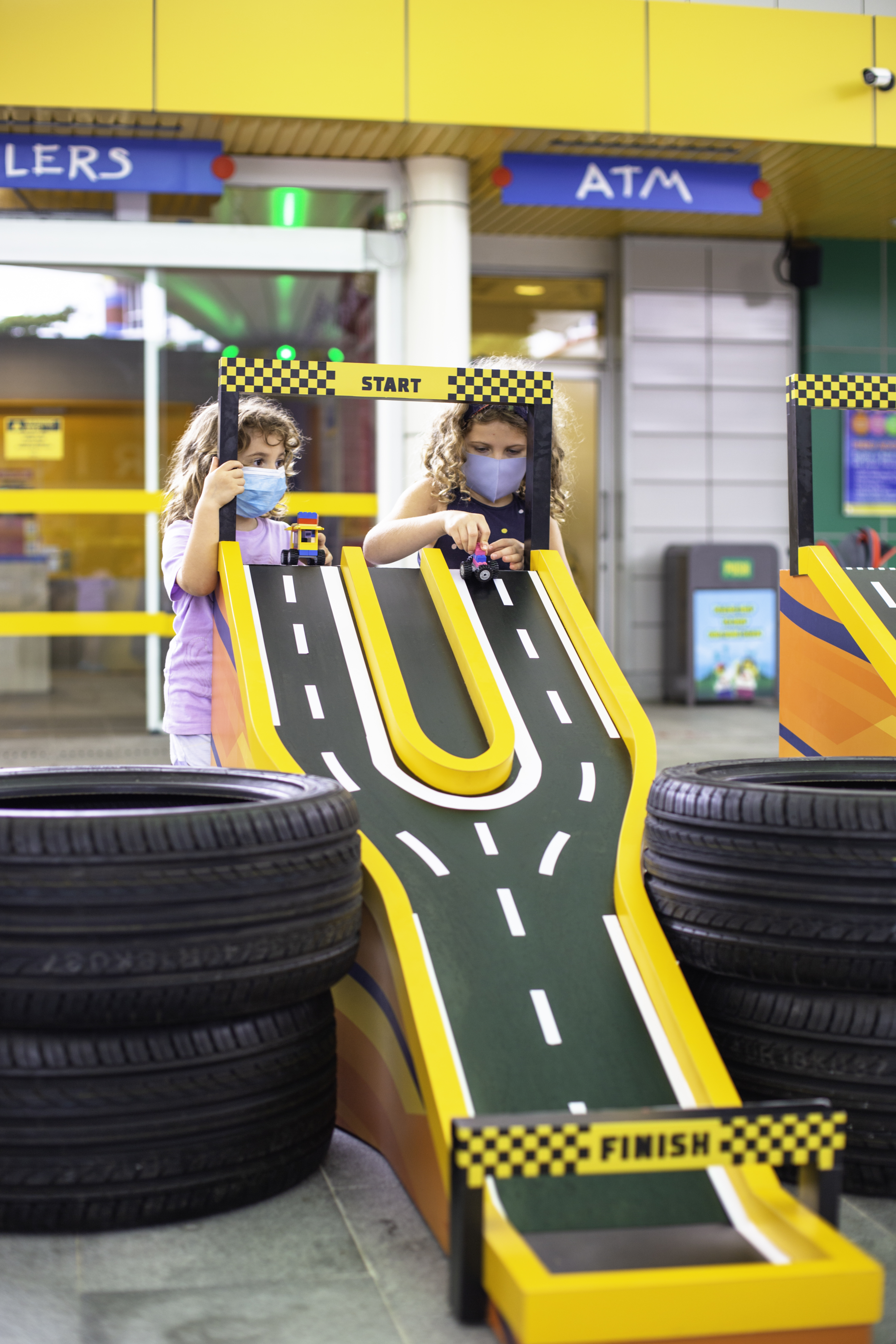 READY, GET SET, LEGOLAND!