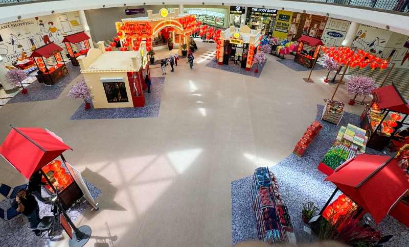 SURIA KLCC'S VINTAGE AFFAIR SPARKS CNY MAGIC