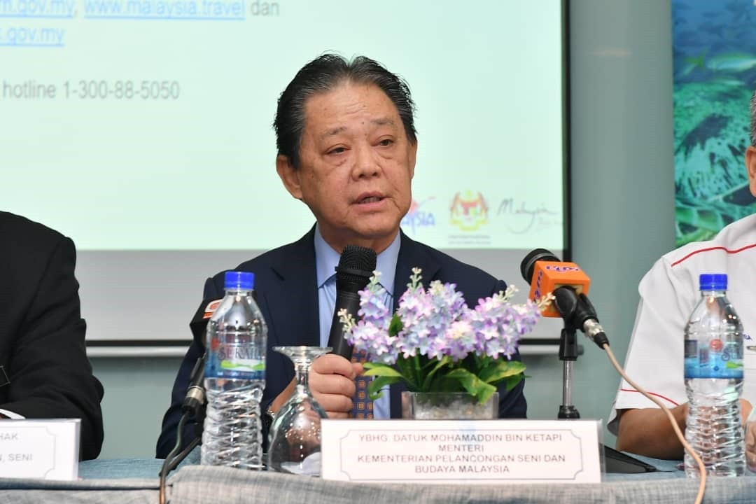 KEMENTERIAN PELANCONGAN, SENI DAN BUDAYA MALAYSIA ANJUR PERTANDINGAN MENCIPTA LOGO KEMPEN VISIT MALAYSIA 2020