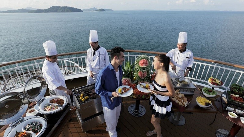 GENTING CRUISE LINES IS BACK IN TOWN IN MALAYSIA WITH STAR CRUISES’  SUPERSTAR GEMINI!