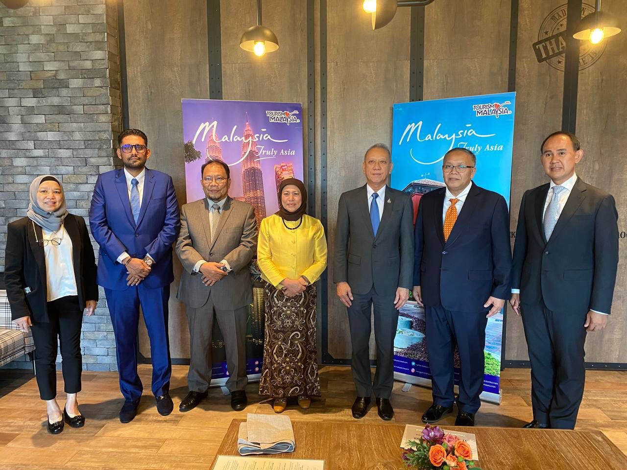 TOURISM MALAYSIA ORGANISES FIRST SALES MISSION  IN THAILAND AFTER BORDER REOPENS