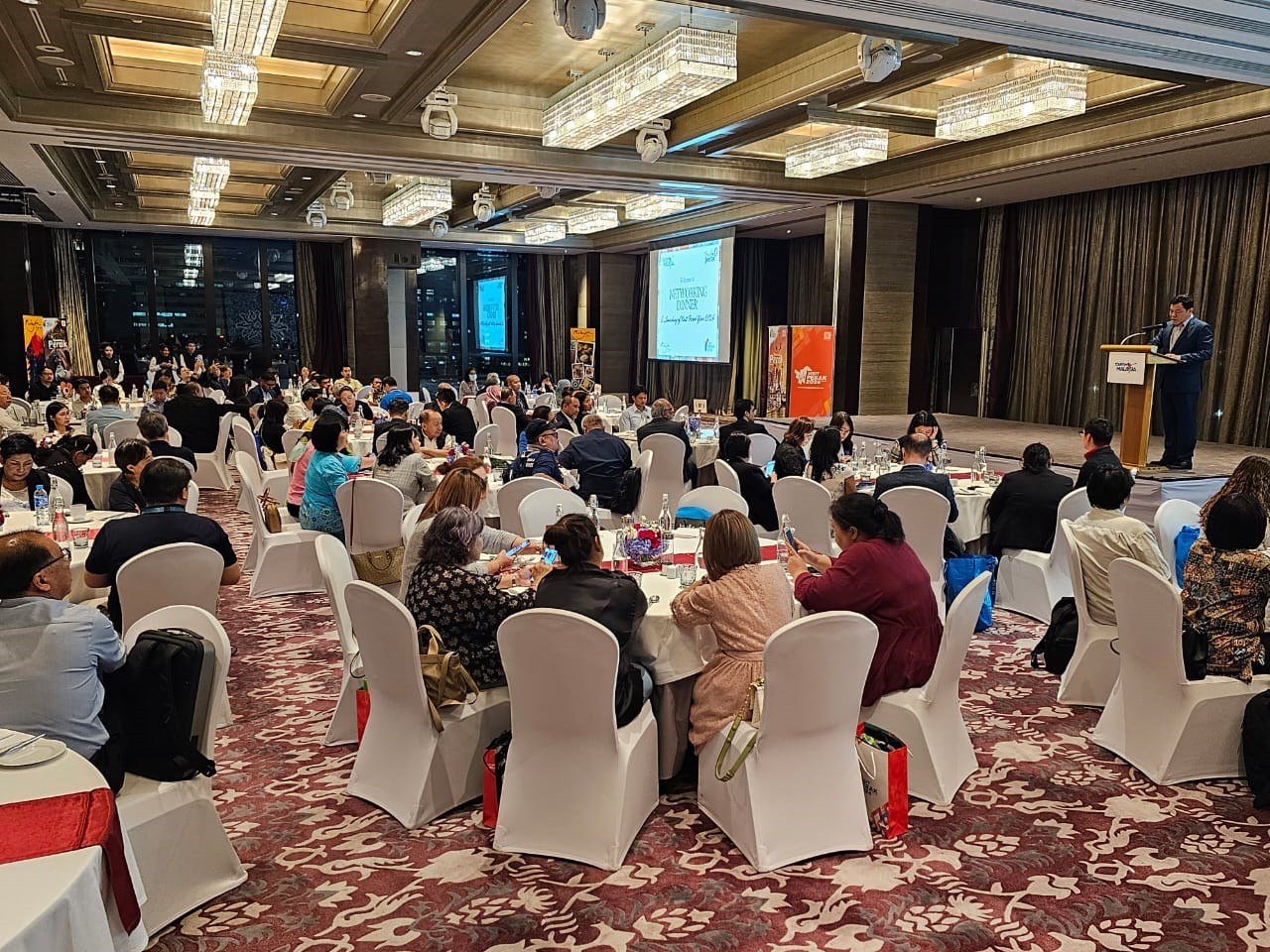 THAI TRAVEL AGENTS MEET UP WITH  MALAYSIAN TRAVEL TRADE PARTNERS IN TOURISM SEMINAR  AND BUSINESS-TO-BUSINESS (B2B) SESSIONS