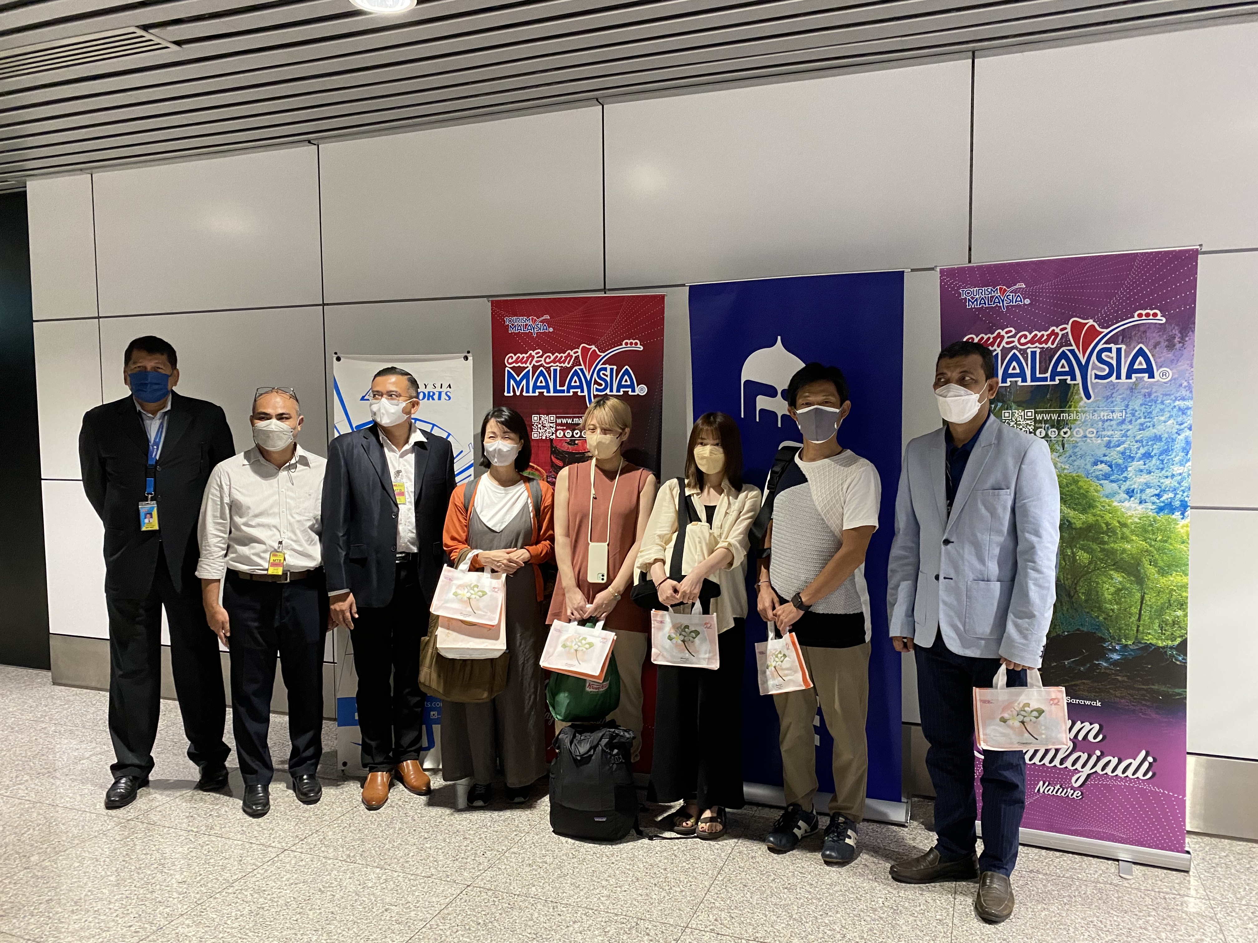 JAPANESE TRAVEL AGENTS & MEDIA FAM TRIP  TO MALAYSIA WITH MALAYSIA AIRLINES