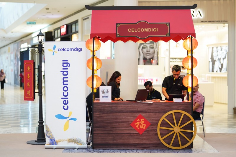 SURIA KLCC'S VINTAGE AFFAIR SPARKS CNY MAGIC