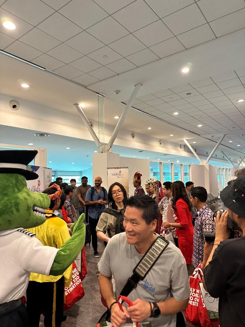 MALAYSIA WELCOMES INAUGURAL AIRASIA FLIGHT FROM DARWIN TO KUALA LUMPUR AHEAD OF VM2026