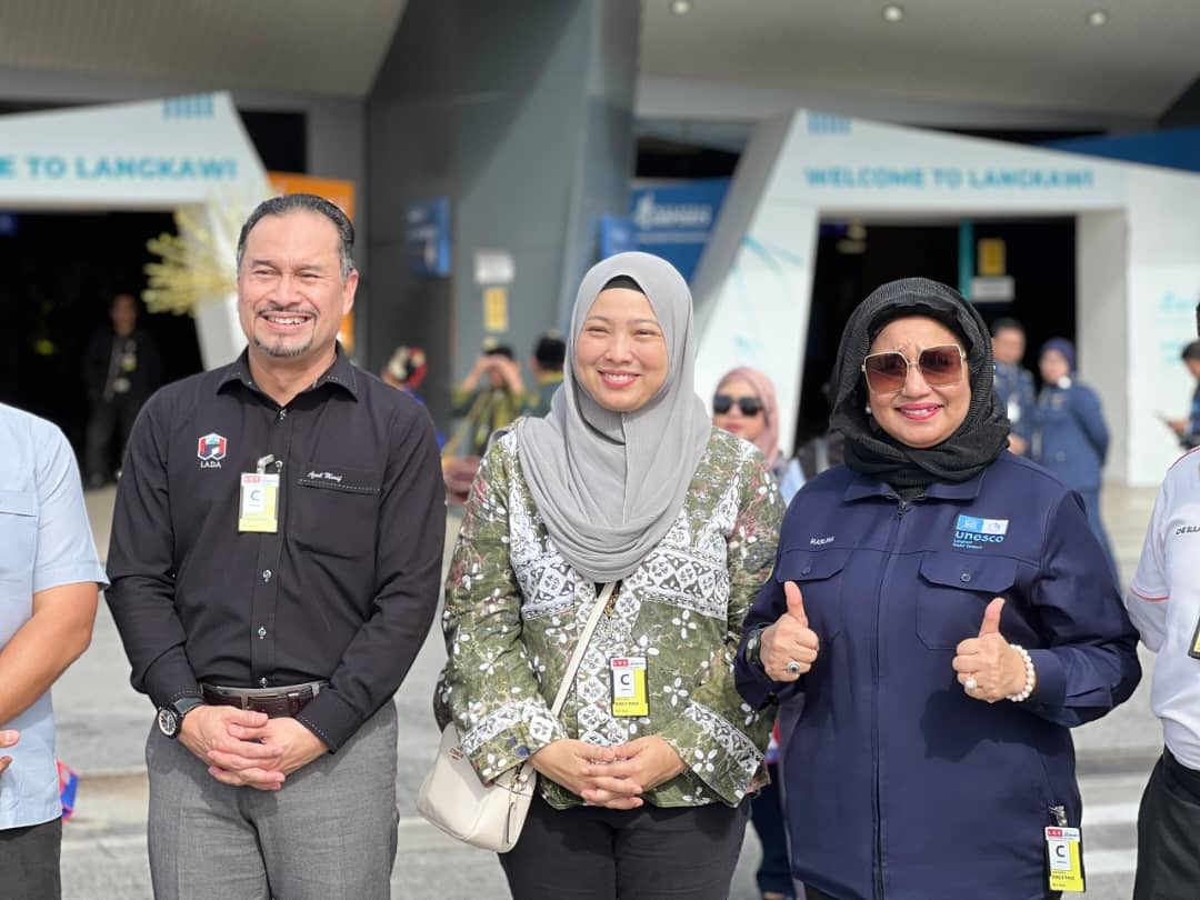 MALAYSIA WELCOMES 1 MILLION INDIA TOURISTS