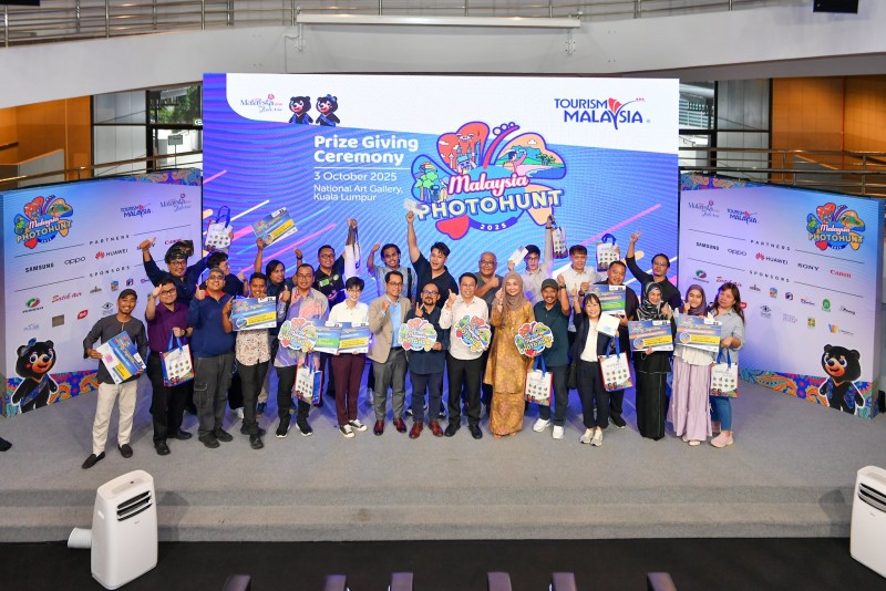 PEMENANG MALAYSIA PHOTO HUNT 2025 DIRAI DALAM MAJLIS PENYAMPAIAN HADIAH RASMI