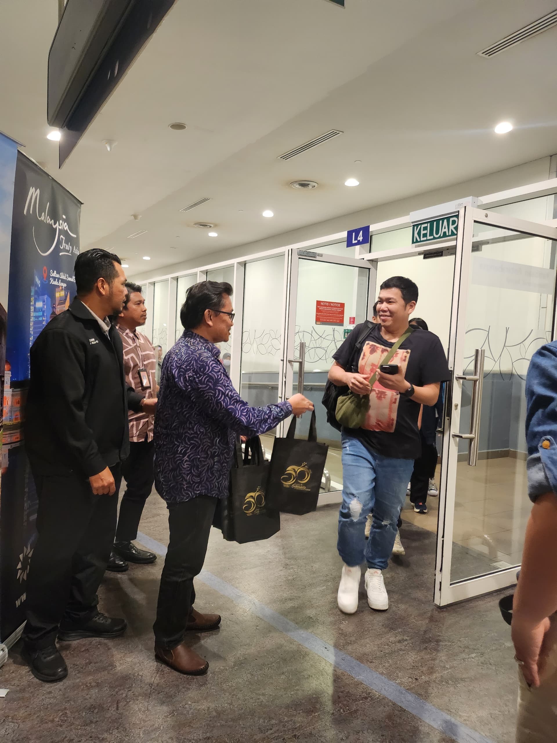 TOURISM MALAYSIA WELCOMES AIRASIA’S  NETWORK EXPANSION FROM DA LAT, VIETNAM  & CHIANG RAI, THAILAND TO KUALA LUMPUR