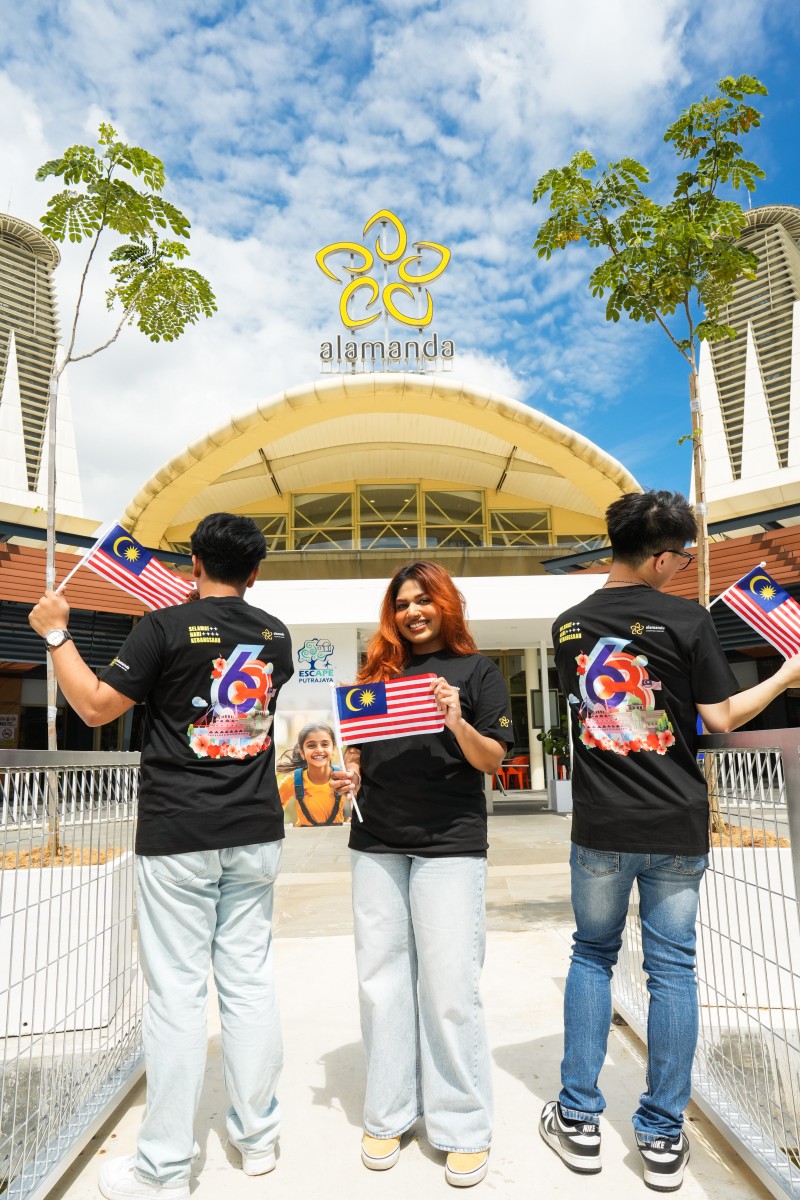 MERDEKA FESTIVITIES IN FULL SWING AT ALAMANDA PUTRAJAYA AND MESRA MALL KEMAMAN