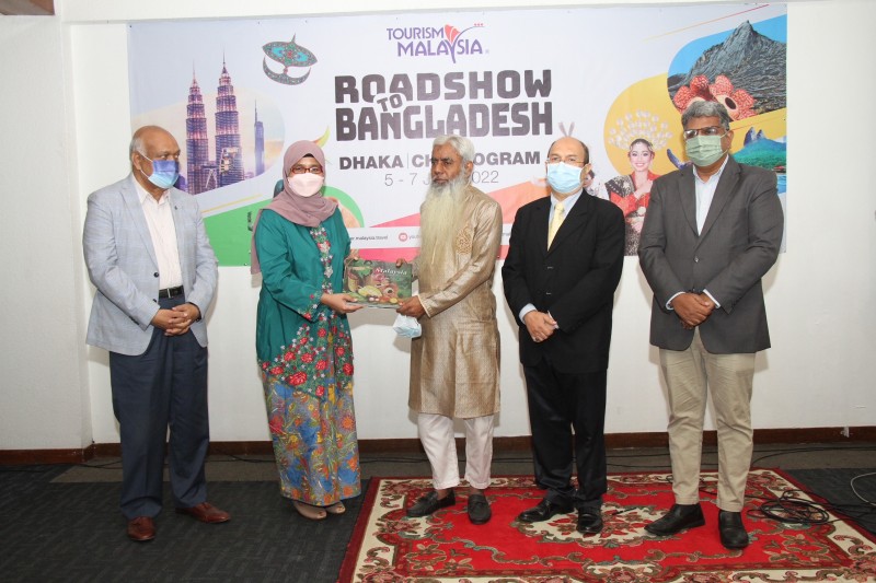 TOURISM MALAYSIA ORGANISES FIRST ROADSHOW  IN BANGLADESH AFTER THE BORDER REOPENS