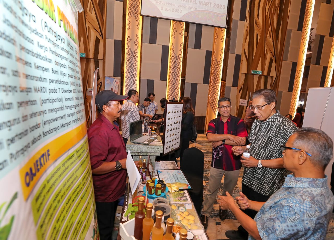 PUTRAJAYA TRAVEL MART TINGKATKAN PROMOSI PELANCONGAN DI JOHOR
