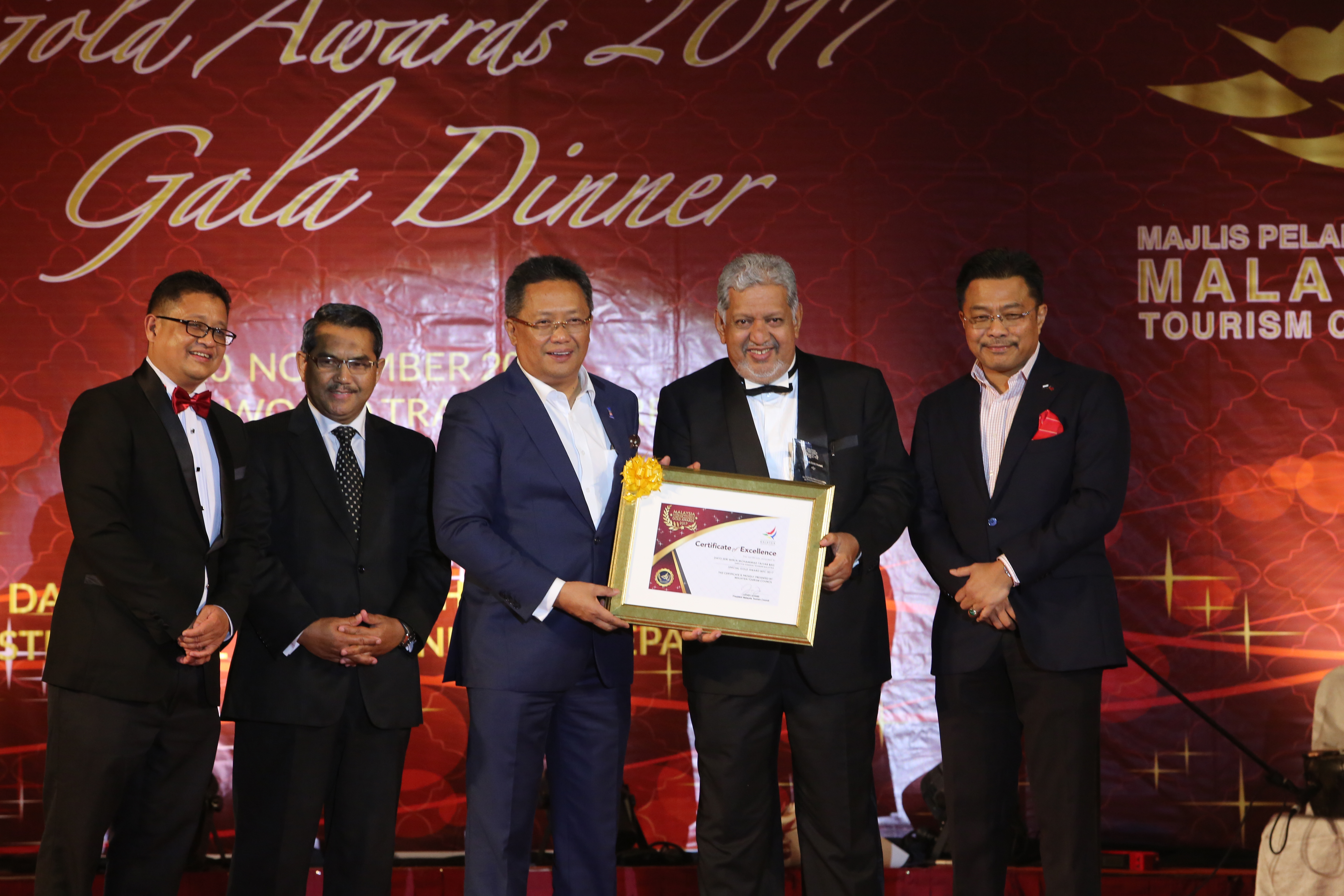 TOURISM MALAYSIA DG IS “MAN OF THE YEAR TOURISM ICON 2017”