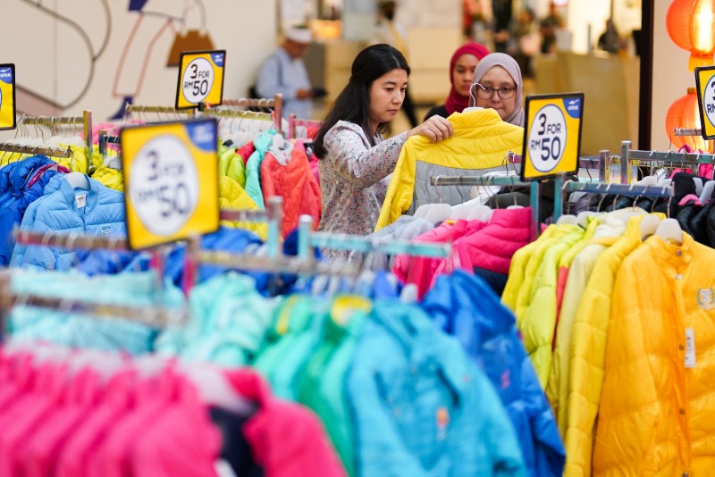 SURIA KLCC'S VINTAGE AFFAIR SPARKS CNY MAGIC