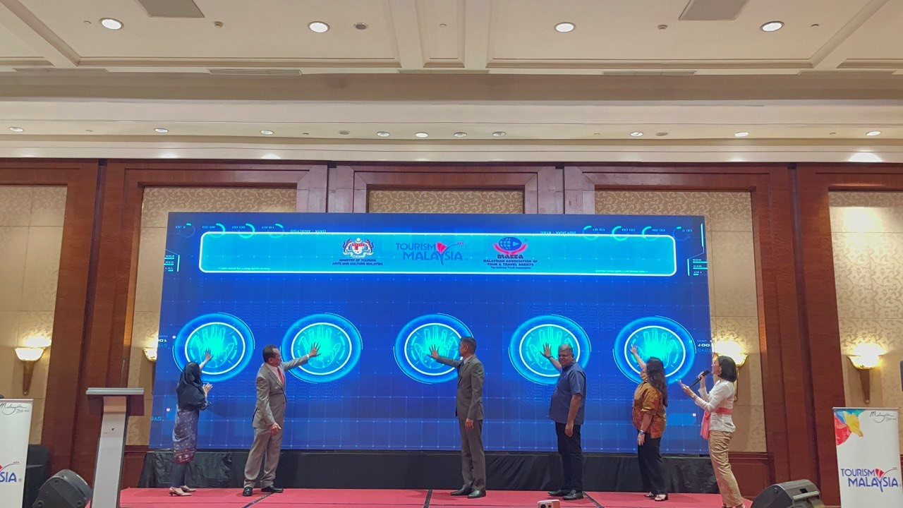 TOURISM MALAYSIA LANCAR MISI JUALAN KE INDONESIA  & KEMPEN MOTOGP SEPANG 2023