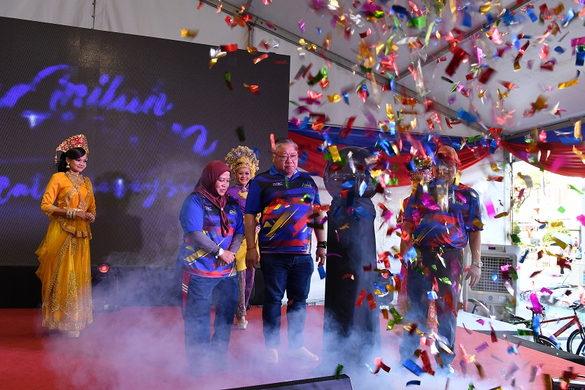 LARIAN SANTAI DAN MAJLIS PELANCARAN LAGU KEMPEN “INILAH MASANYA, CUTI-CUTI MALAYSIA”