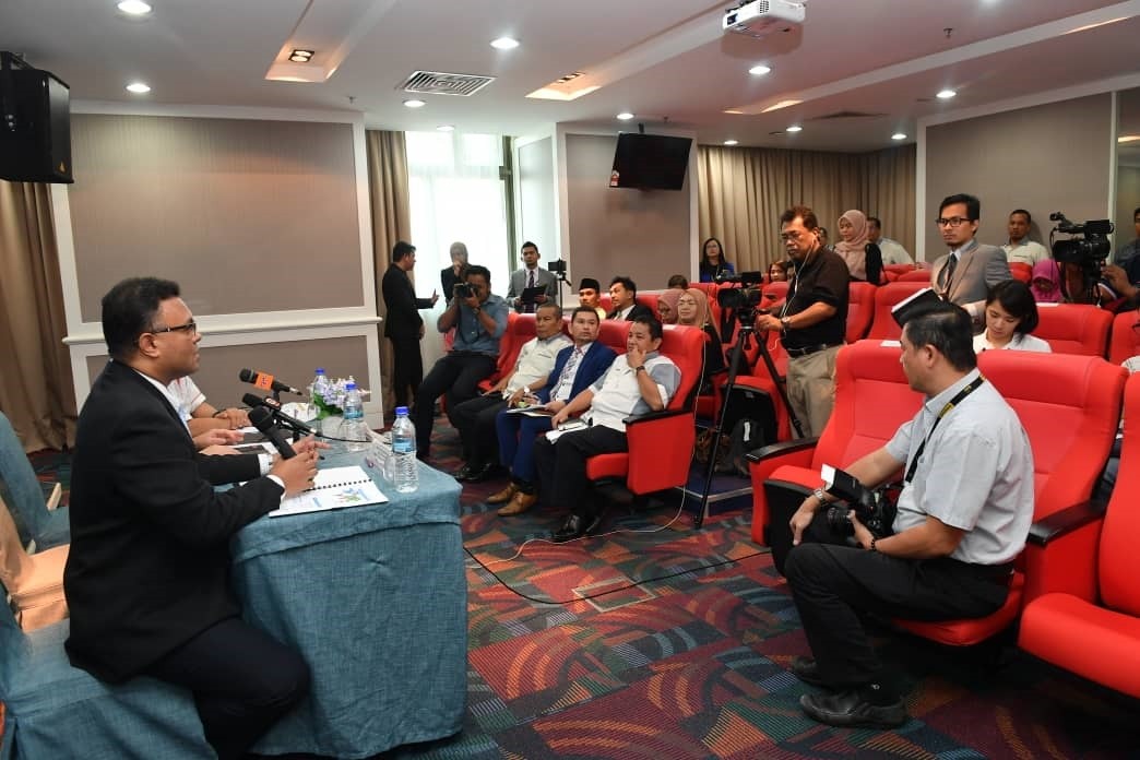 KEMENTERIAN PELANCONGAN, SENI DAN BUDAYA MALAYSIA ANJUR PERTANDINGAN MENCIPTA LOGO KEMPEN VISIT MALAYSIA 2020