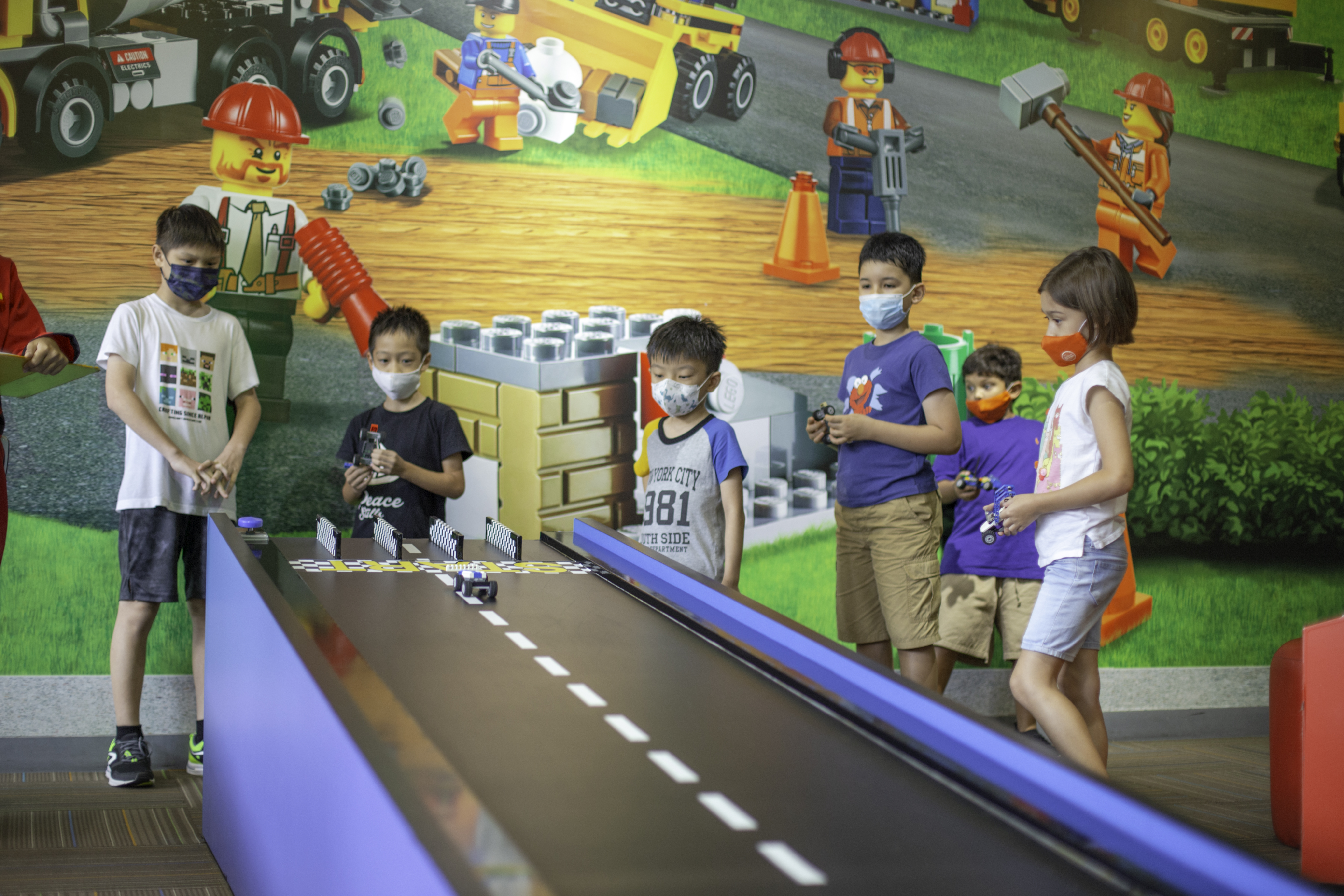 READY, GET SET, LEGOLAND!