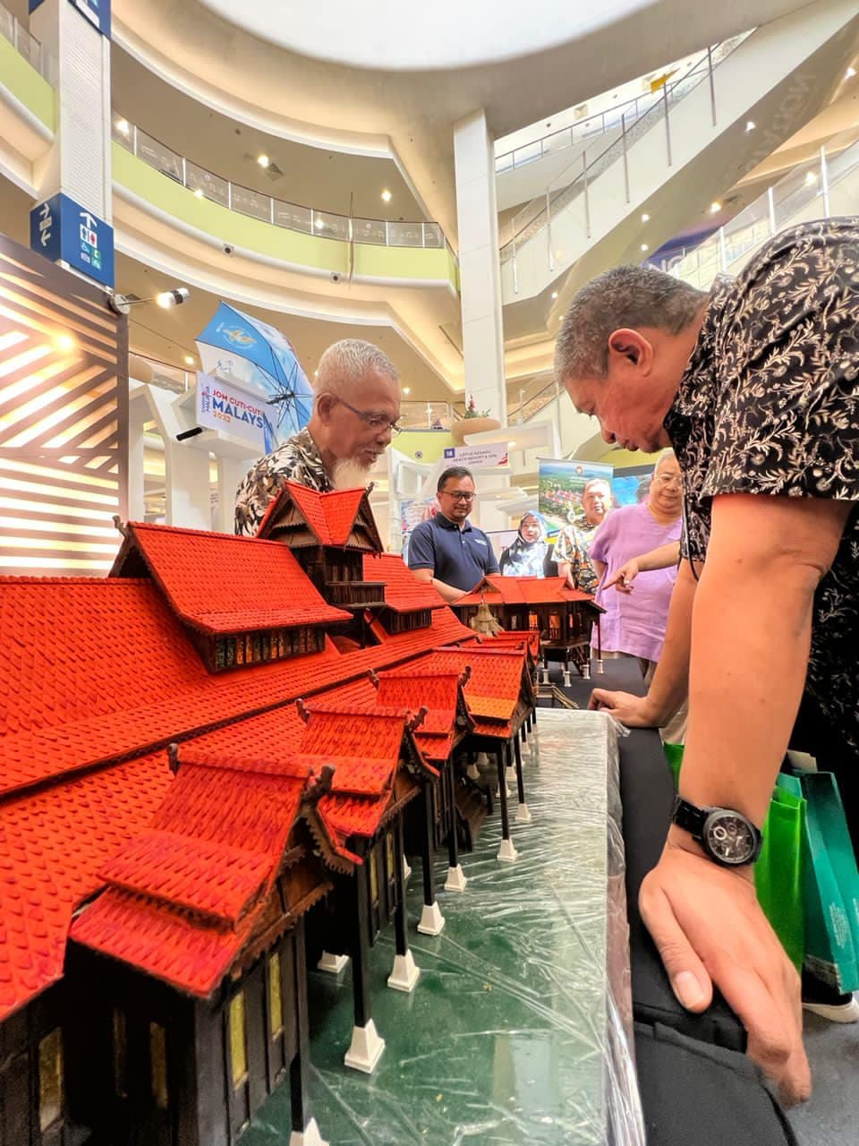 TOURISM MALAYSIA ANJUR PROGRAM JOM CUTI-CUTI MALAYSIA ROADSHOW 2022 DI MELAKA