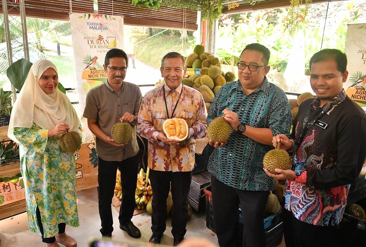 TOURISM MALAYSIA LANCAR PAKEJ AGROPELANCONGAN DURIAN TOURISM 2024/2025