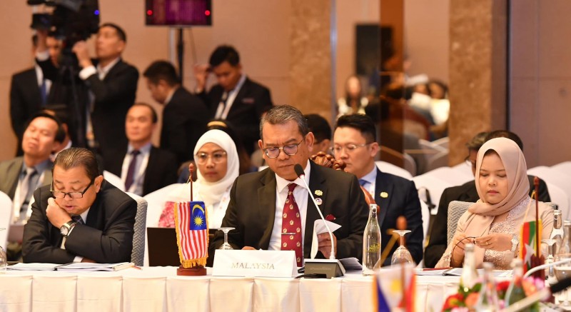 THE MINISTER OF TOURISM, ARTS, AND CULTURE, DATO SRI TIONG KING SING, EMPHASIZED MALAYSIA'S COMMITMENT TO STRENGTHENING REGIONAL TOURISM AT THE 27TH ASEAN TOURISM MINISTERS MEETING