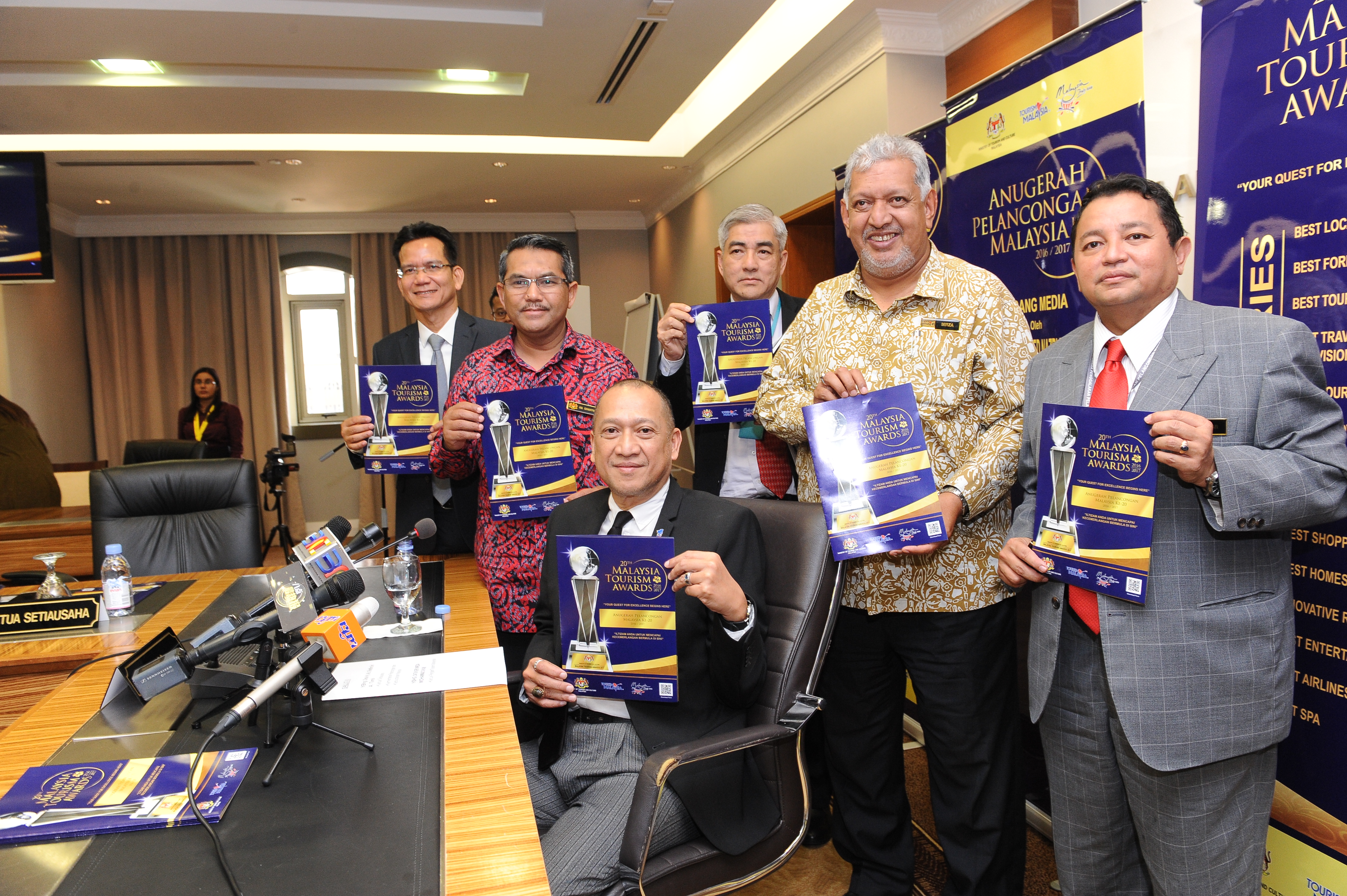 PENCALONAN UNTUK ANUGERAH PELANCONGAN MALAYSIA 2016/2017 KINI DIBUKA