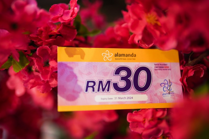 SURIA KLCC'S VINTAGE AFFAIR SPARKS CNY MAGIC