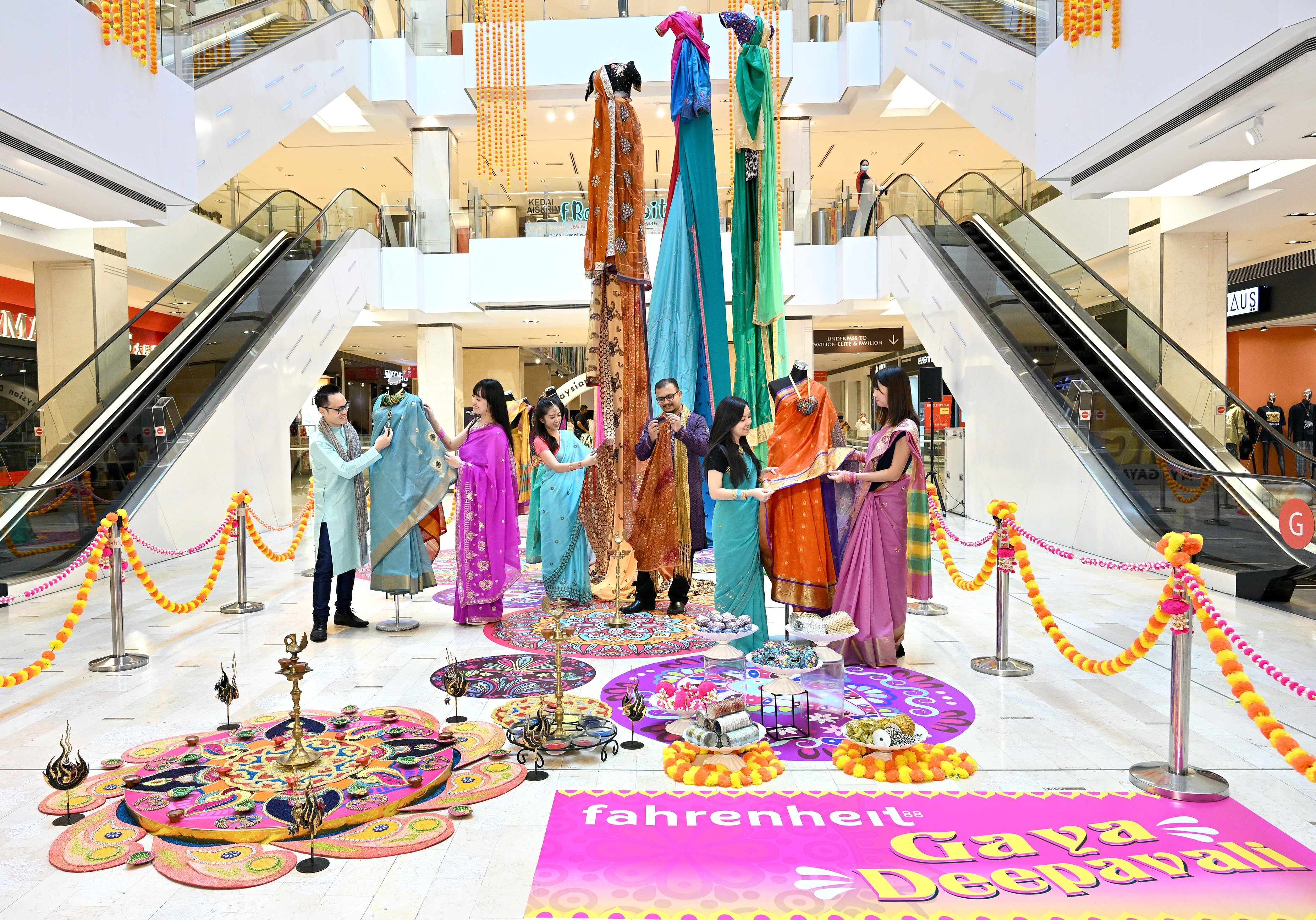 CELEBRATE DEEPAVALI WITH THE LARGEST SAREE GALLERY AT FAHRENHEIT88