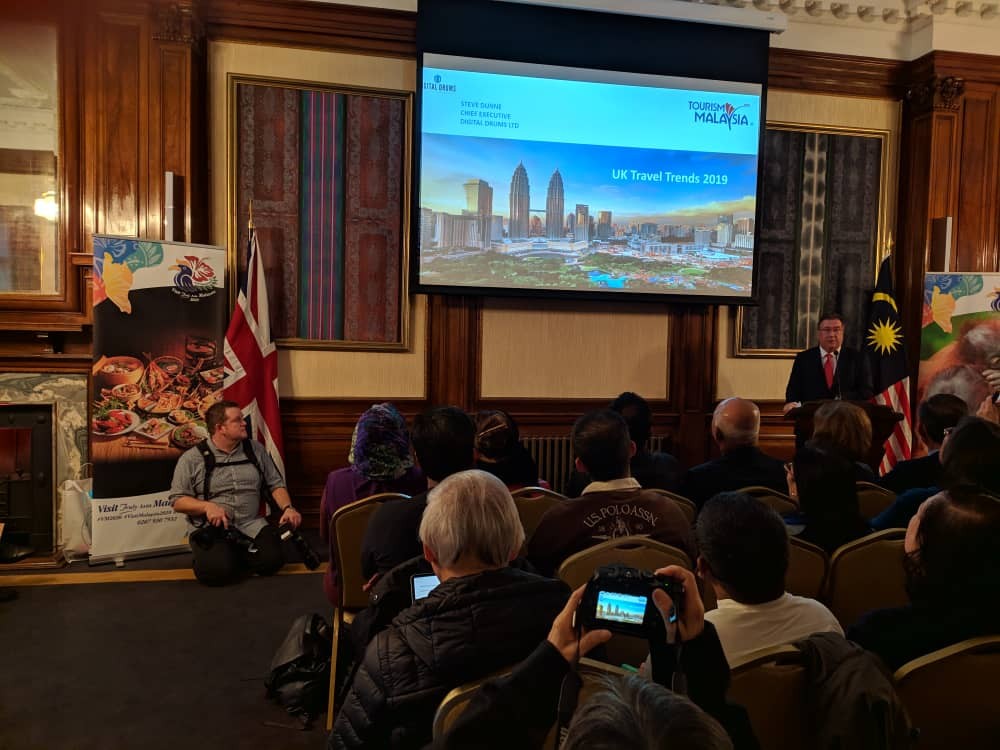 MALAYSIA HYPES UP VISIT MALAYSIA 2020 PROMOTION AT WORLD TRAVEL MARKET LONDON