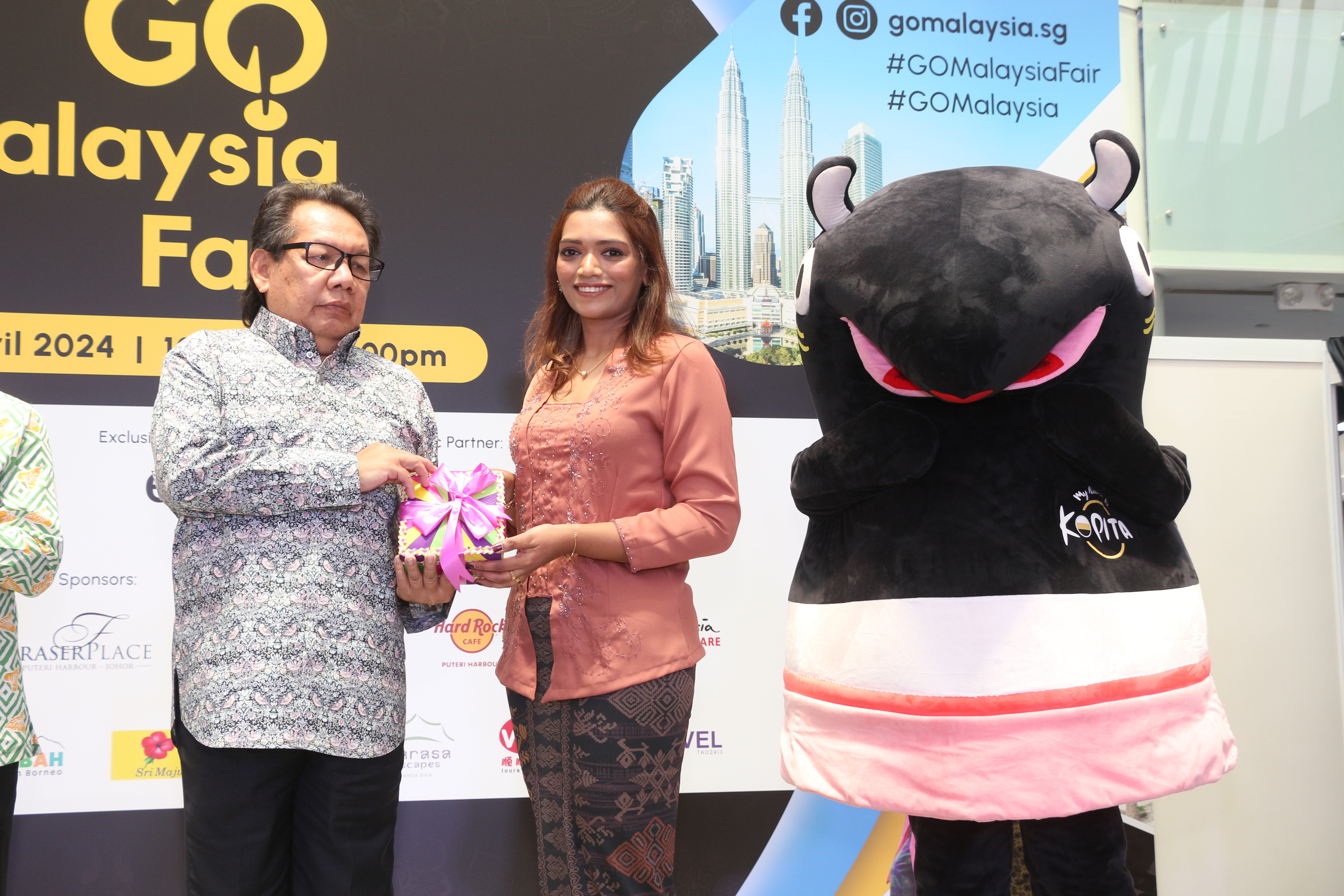 ‘GO MALAYSIA FAIR’ LAUNCHED IN SINGAPORE