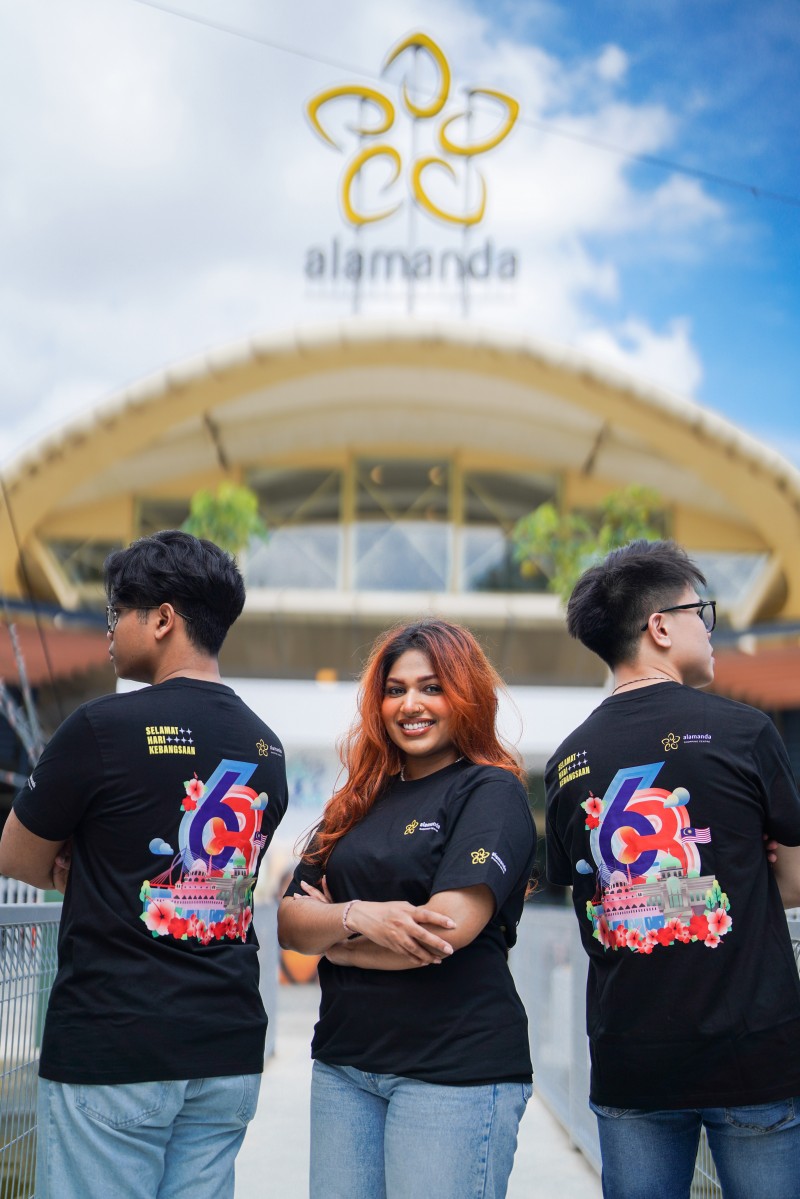 MERDEKA FESTIVITIES IN FULL SWING AT ALAMANDA PUTRAJAYA AND MESRA MALL KEMAMAN