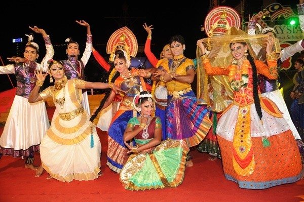 EXPERIENCE MALAYSIA NOVEMBER