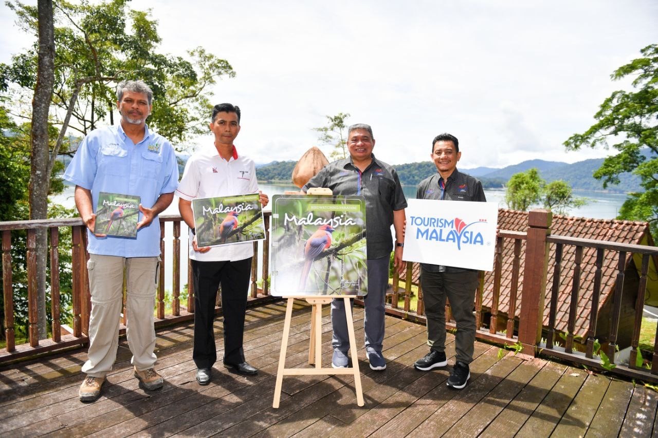 TOURISM MALAYSIA LANCAR E-RISALAH MINAT KHAS ‘BIRDWATCHING PARADISE MALAYSIA’
