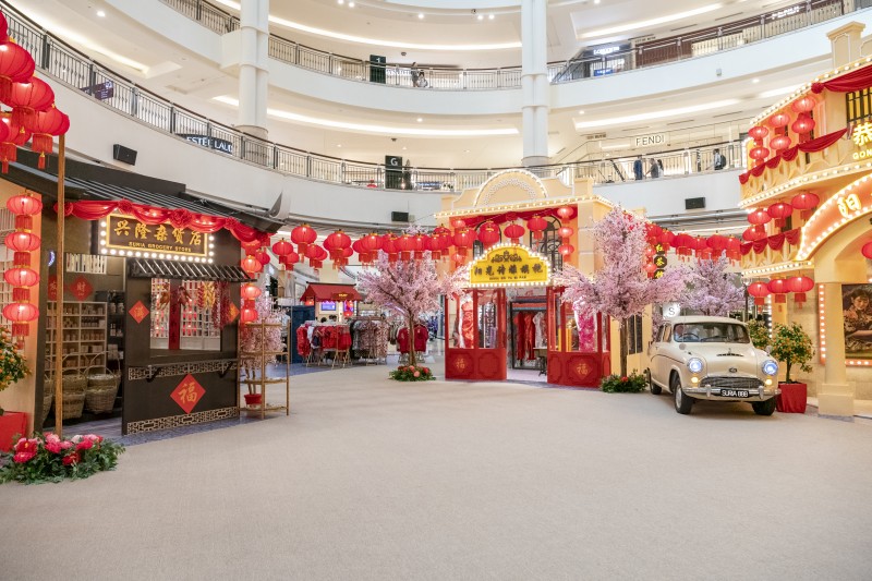 SENTUHAN VINTAJ MEWARNAI PERAYAAN TAHUN BARU CINA SURIA KLCC