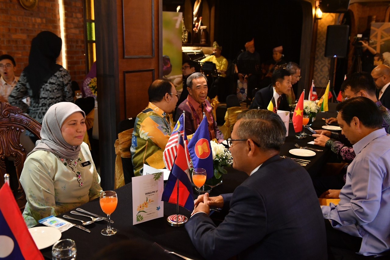 DATO’ SRI NANCY MEETS WITH ASEAN AMBASSADORS AND HIGH COMMISSIONERS TO DISCUSS TOURISM DEVELOPMENT