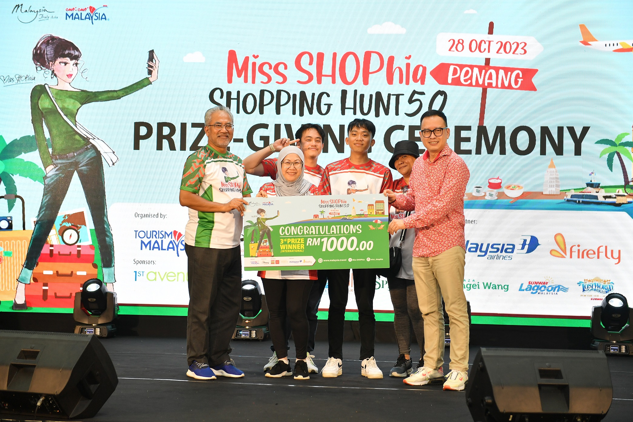 MISS SHOPHIA SHOPPING HUNT 5.0 TAKES PENANG