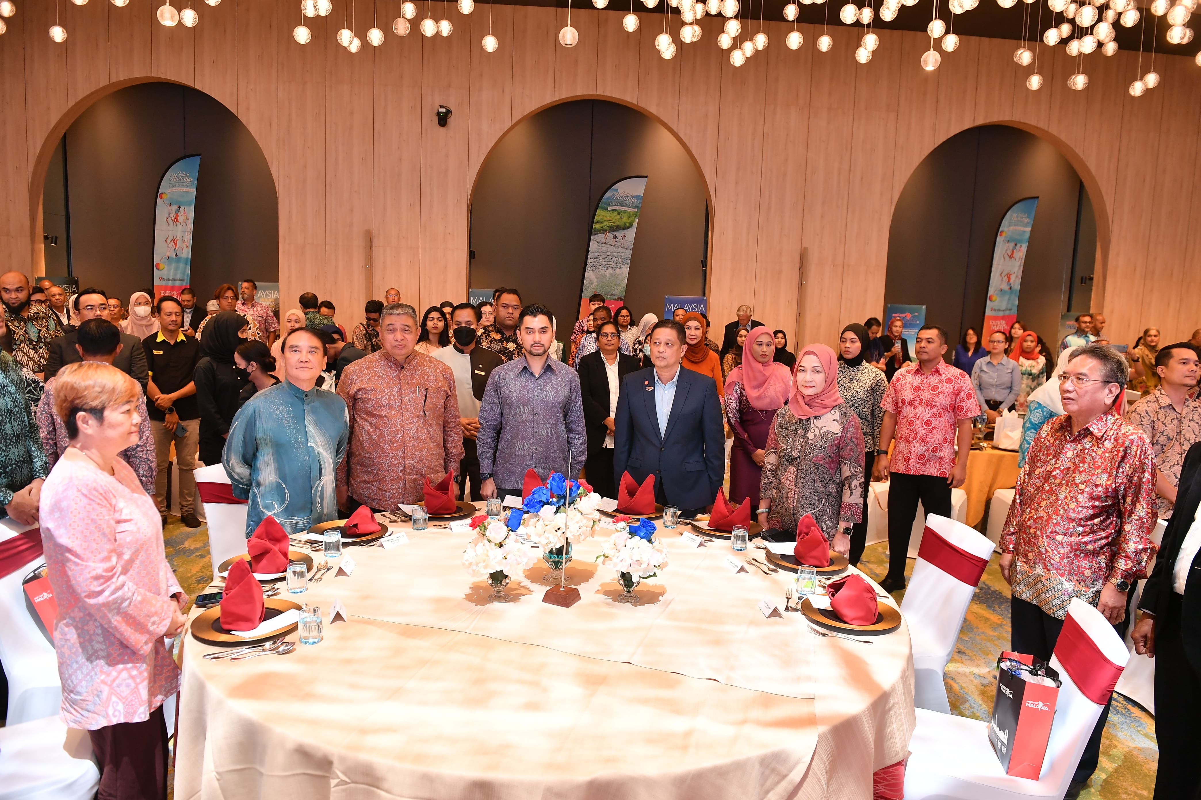 TOURISM MALAYSIA RAIKAN PENGGIAT INDUSTRI PELANCONGAN DOMESTIK