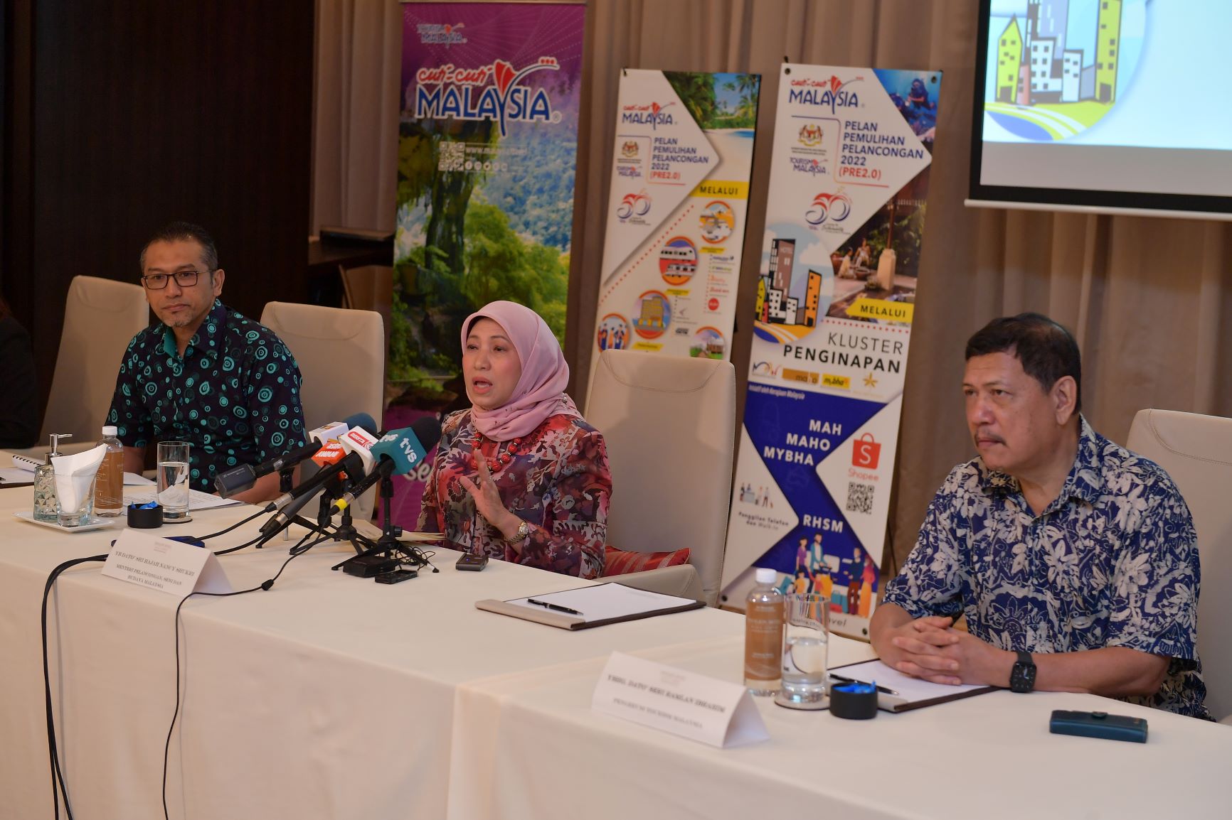 TAWARAN MENARIK PENEBUSAN E-BAUCAR OLEH PUSAT-PUSAT PENGINAPAN DI BAWAH PELAN PEMULIHAN PELANCONGAN 2022