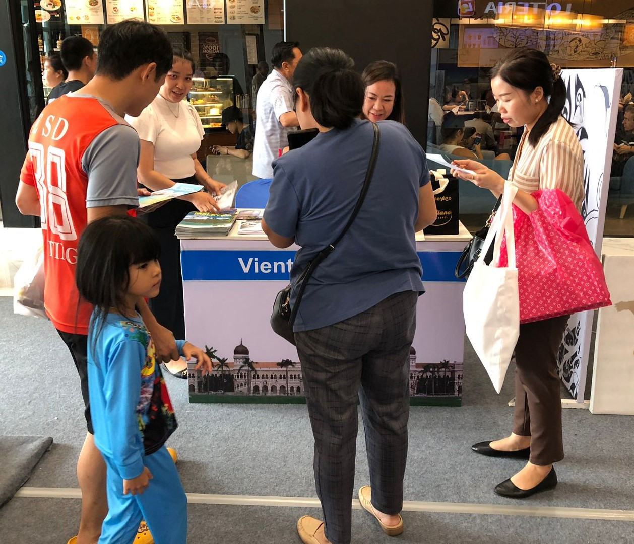 MALAYSIA TRULY ASIA FESTIVAL PROMOTES MALAYSIA’S TOURISM AND CULTURE TO LAOTIAN MARKET