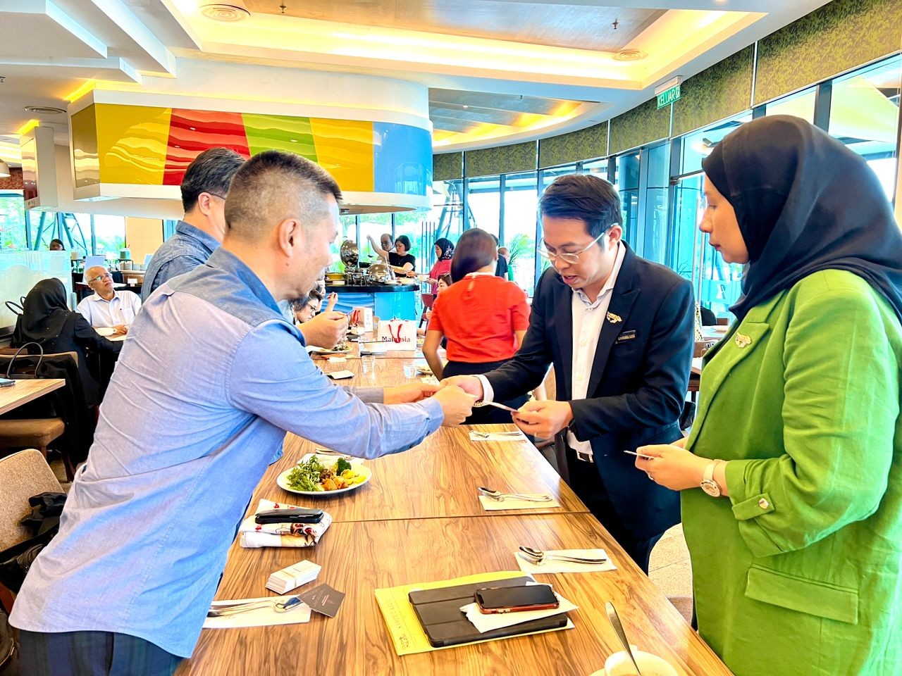 PUTRAJAYA & KUALA LUMPUR WELCOME SINGAPORE’S TRAVEL AGENTS TO UNCOVER MALAYSIA
