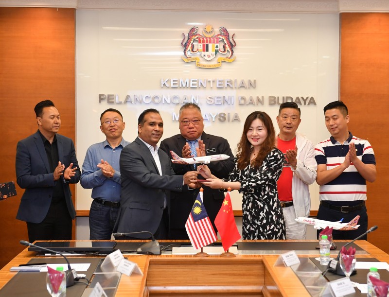 JIANGSU TOPVIEW SIGNS MOU WITH BATIK AIR FOR EXPANSION OF CHINA ROUTES